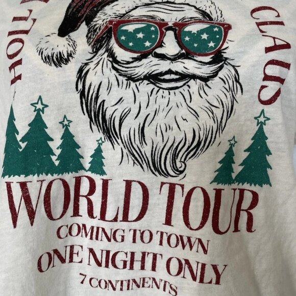 NWT Wildfox Holly Jolly Santa World Tour Tee Size S Cropped Graphic T Shirt - Picture 2 of 4